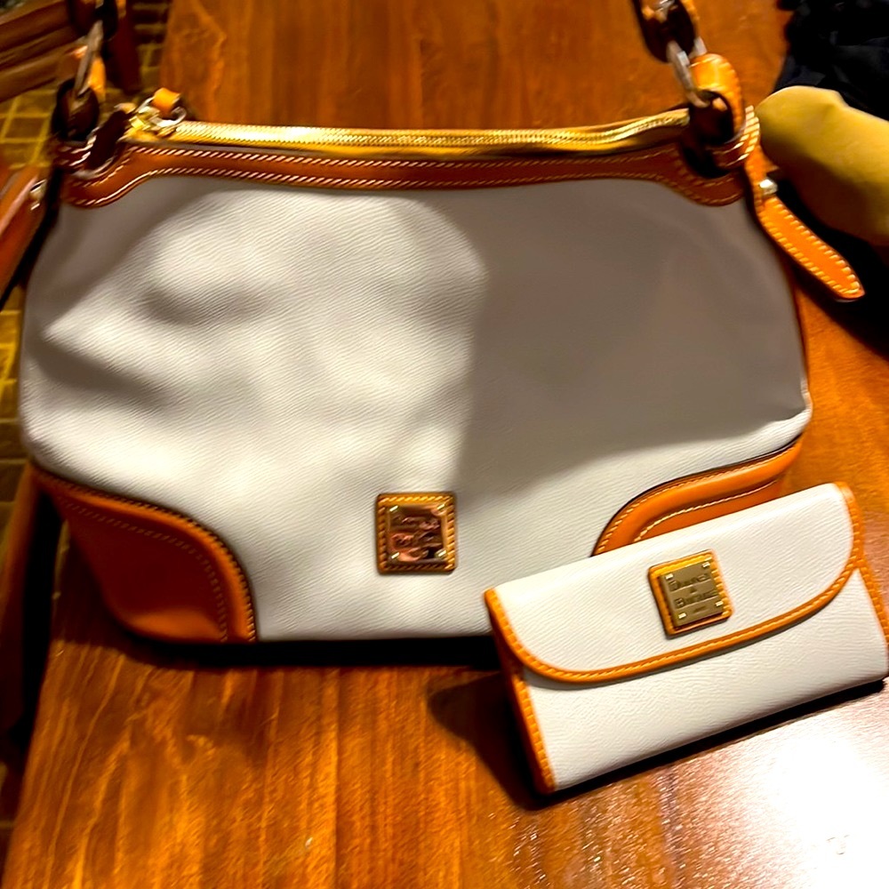 Dooney and BOURKE Satchel and wallet
